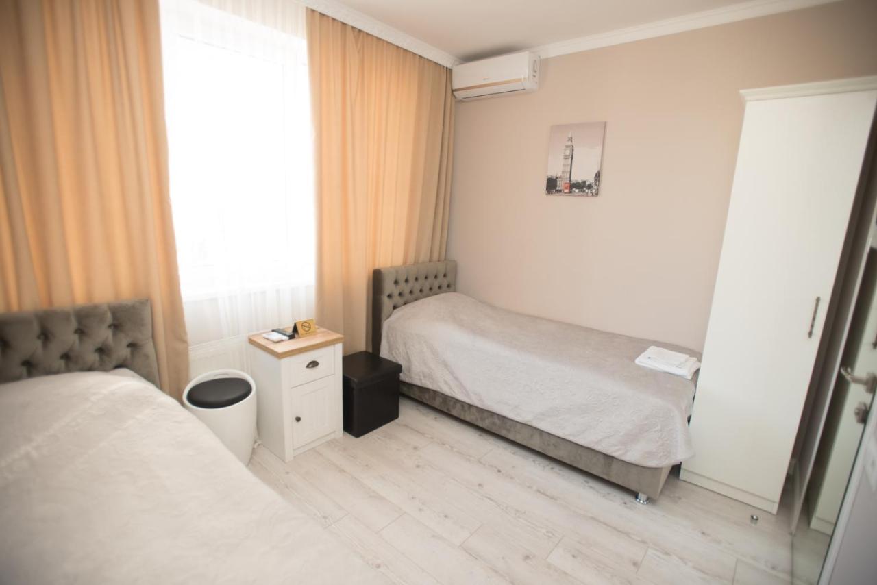 Altin Palace Comrat Exterior photo